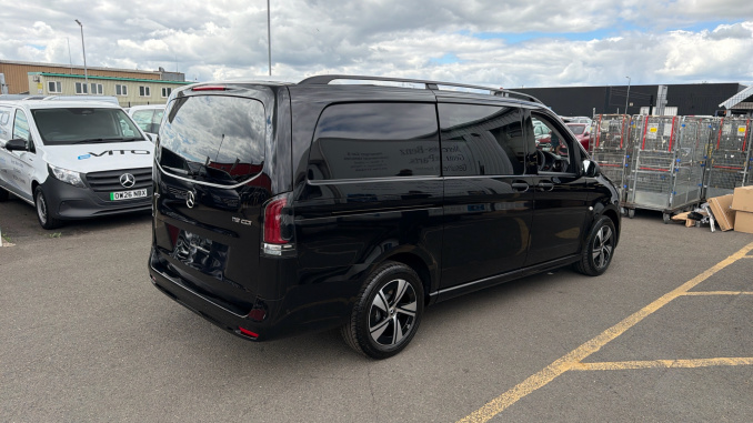 Mercedes-Benz Vito L2 Diesel Rwd 119CDI Select Crew Van 9G-Tronic - Image 10